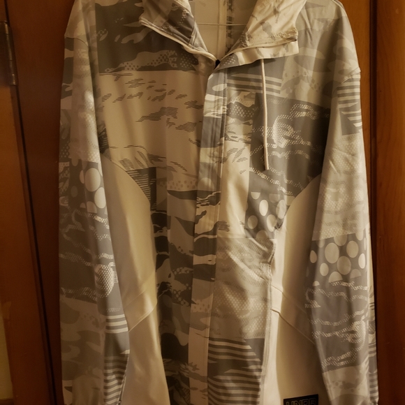Under Armour Rain Jacket - Picture 1 of 1